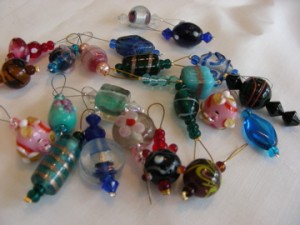 Medium stitch markers for 'Lucky Dip'